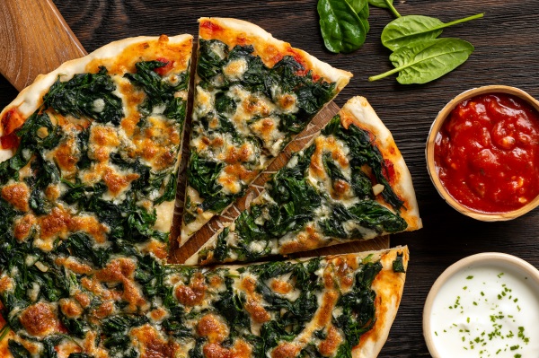 Homemade Spinach Pizza Recipe