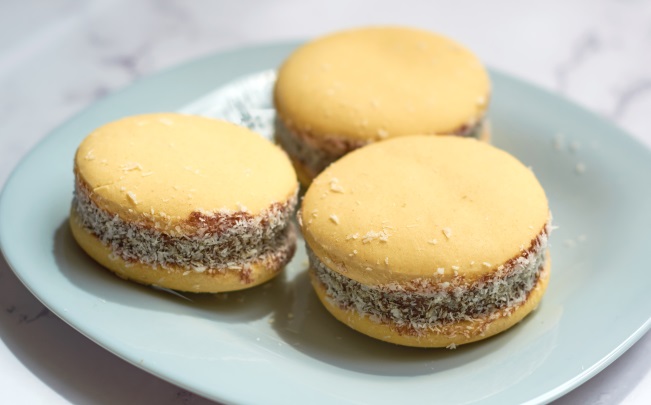 traditional argentinian alfajores in a plate