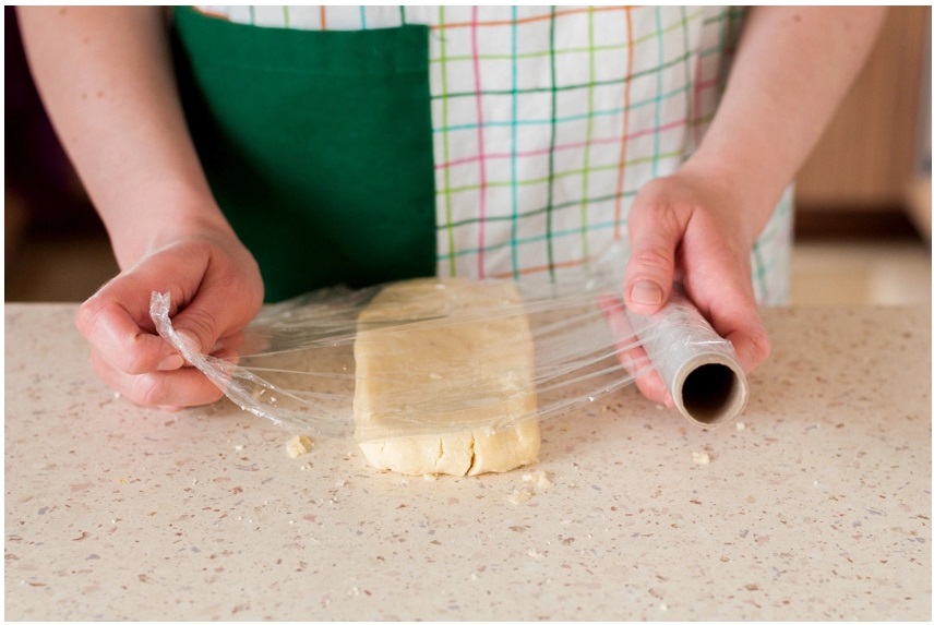 Flatten the dough into a disc, wrap it and refrigerate for 30 minutes